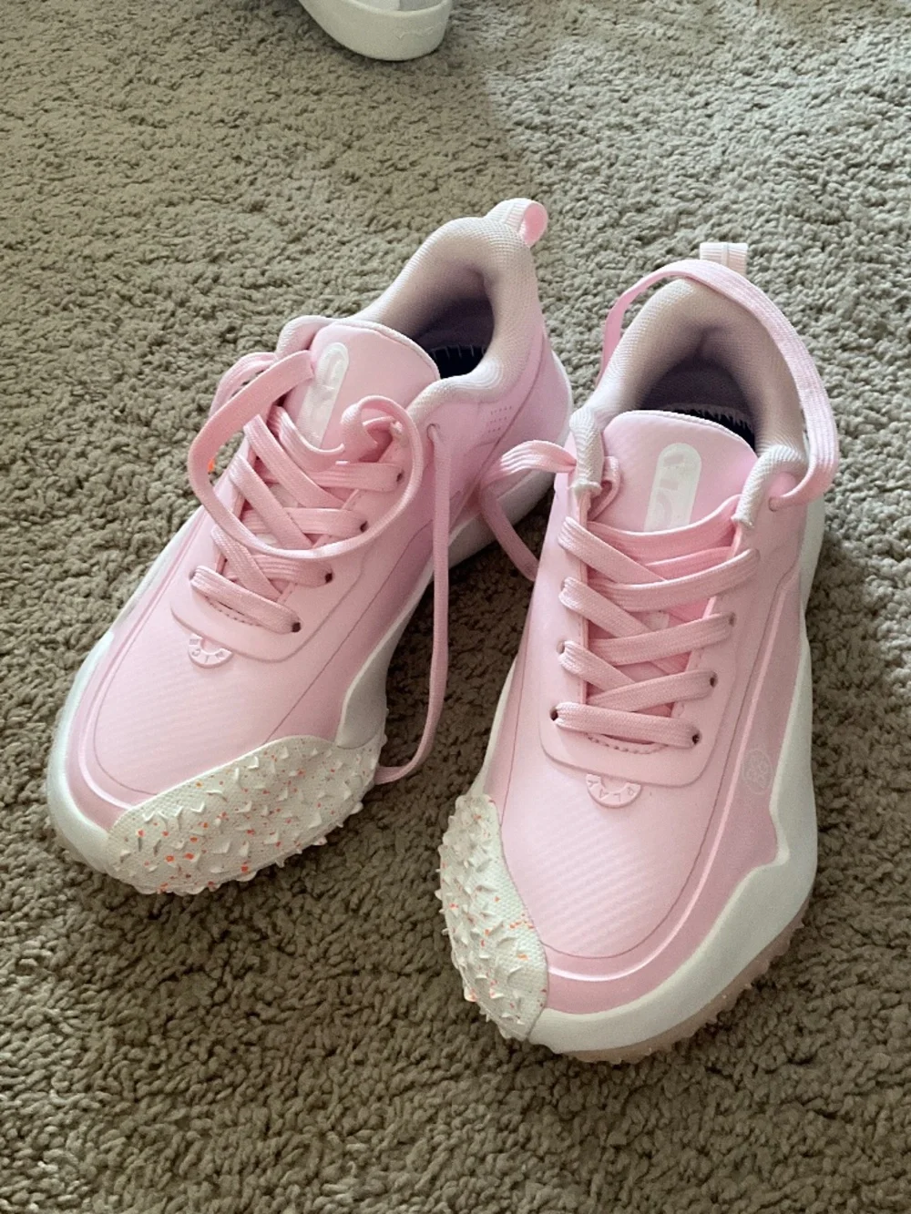 G/FORE – The Women’s G/18 golf shoe